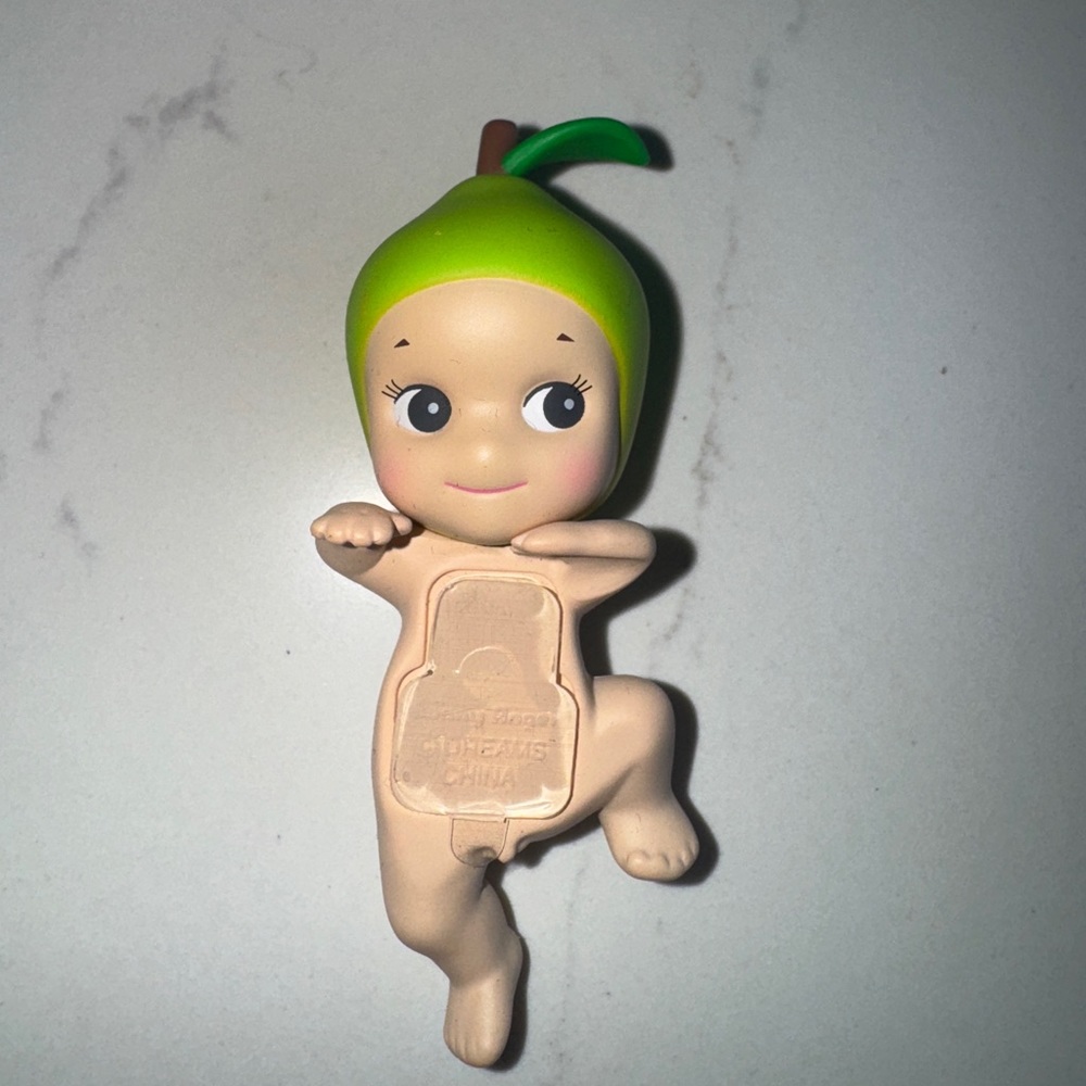 Sonny Angel Pear Hipper